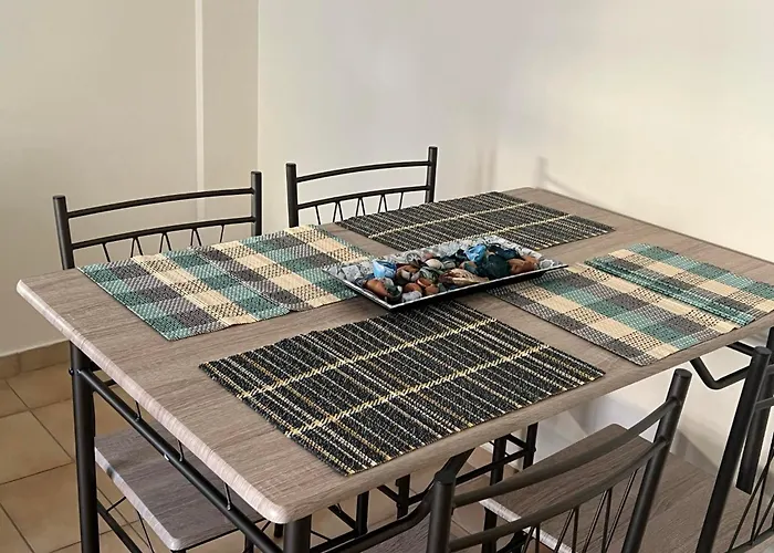 Lucky 6 Apartment