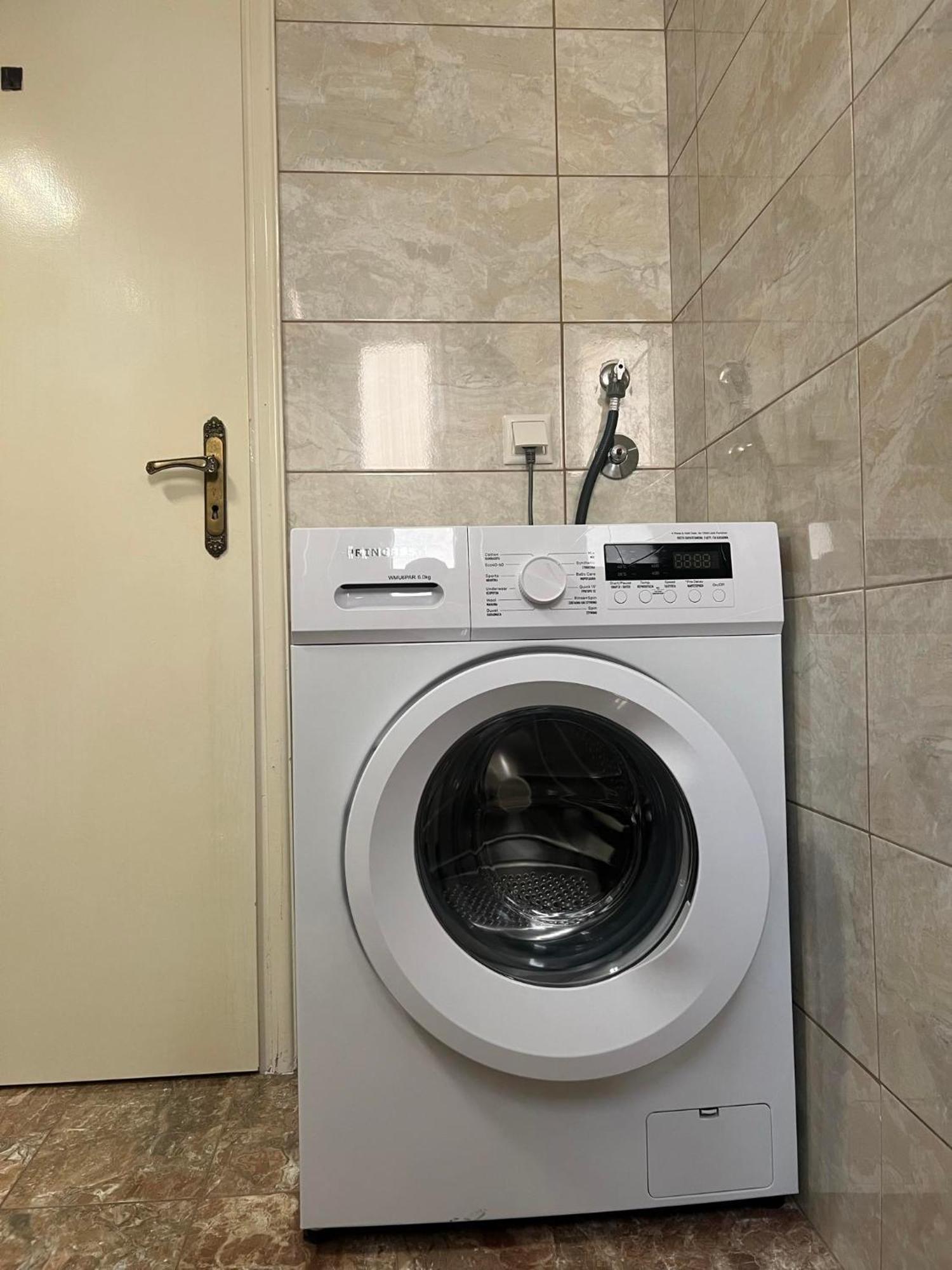 Lucky 6 Apartment